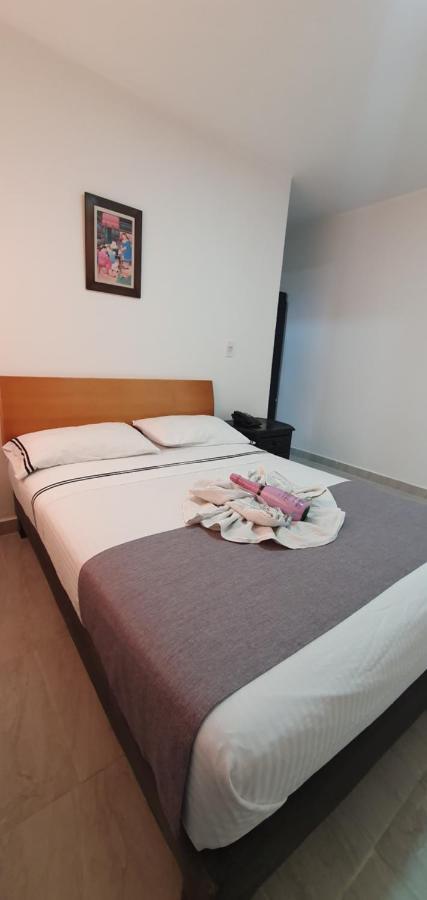 מדיין Hotel Gran Imperio מראה חיצוני תמונה