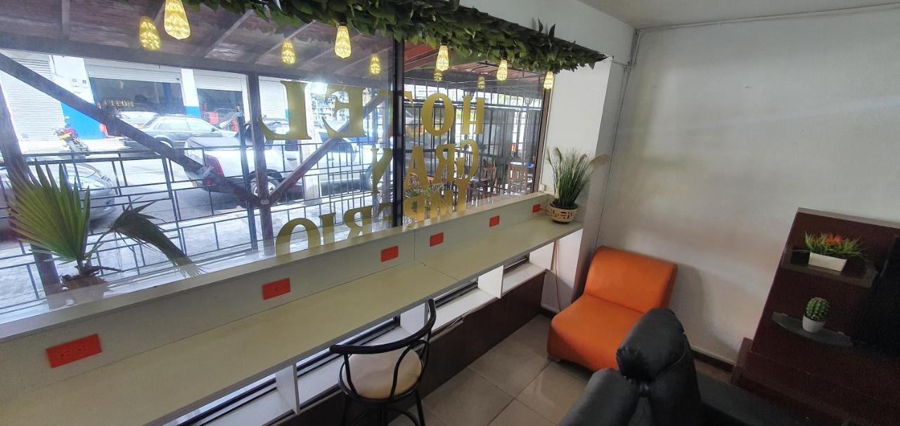 מדיין Hotel Gran Imperio מראה חיצוני תמונה