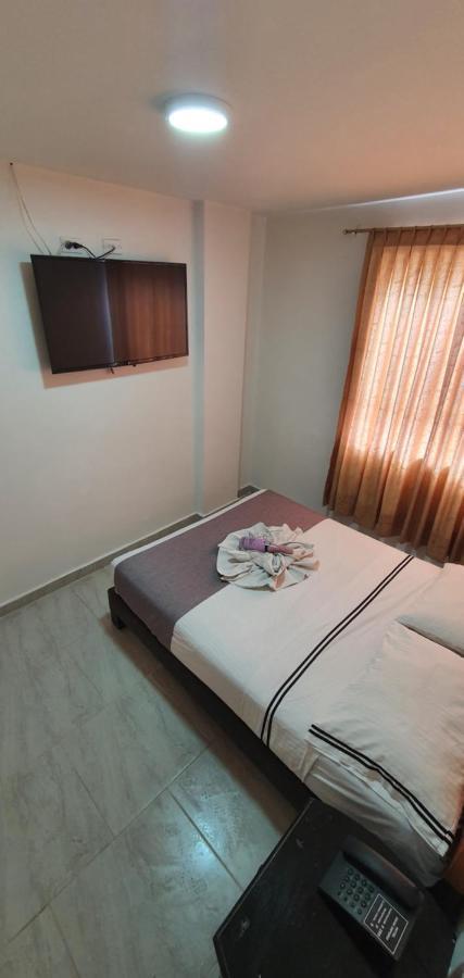 מדיין Hotel Gran Imperio מראה חיצוני תמונה