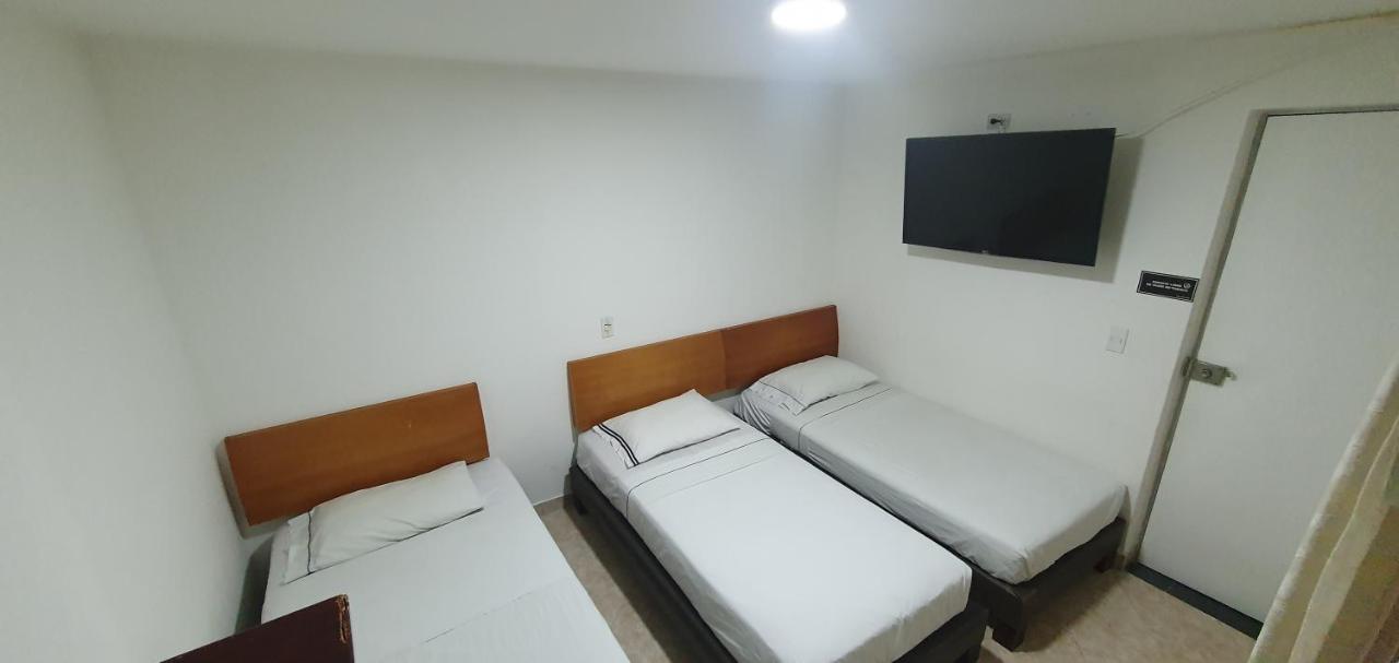 מדיין Hotel Gran Imperio מראה חיצוני תמונה