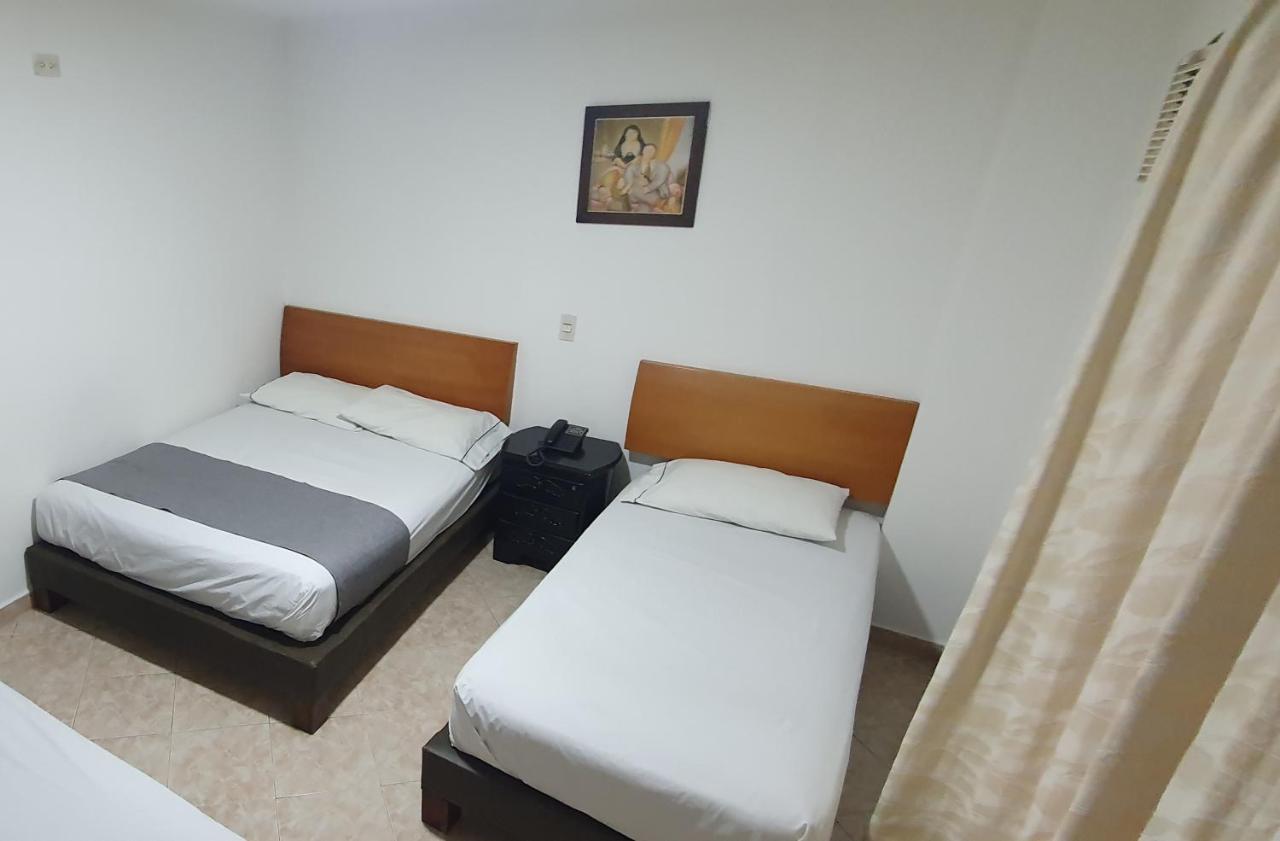 מדיין Hotel Gran Imperio מראה חיצוני תמונה