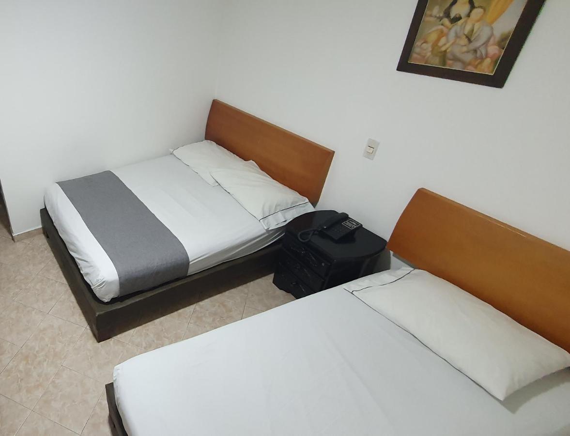 מדיין Hotel Gran Imperio מראה חיצוני תמונה